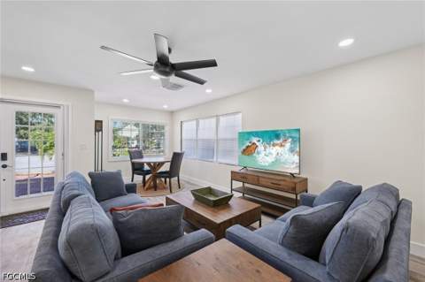 210 Hibiscus Dr, Fort Myers Beach FL - photo 8 of 31