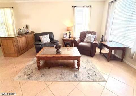 8364 Laurel Lakes Blvd, Naples FL - photo 6 of 44