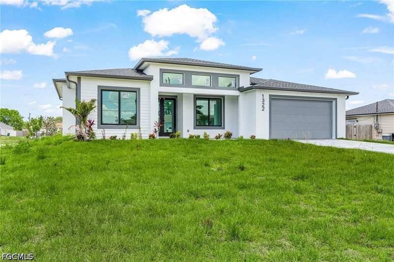 3 bedroom SingleFamilyResidence at 1322 NE 5th Pl, Cape Coral, Cape Coral — photo 1