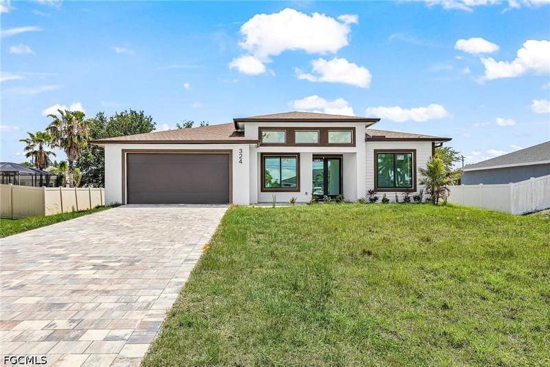 3 bedroom SingleFamilyResidence at 324 NE 15th St, Cape Coral, Cape Coral — photo 2