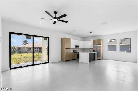 324 NE 15th St, Cape Coral FL - photo 6 of 26