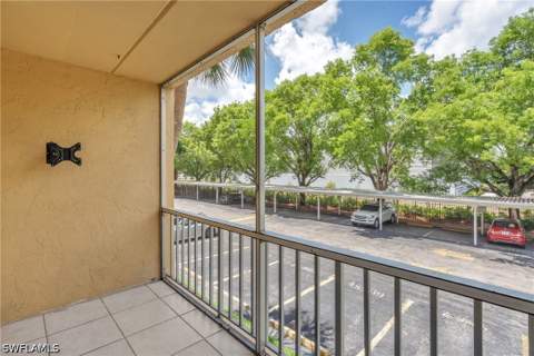 2366 E Mall Dr 212, Fort Myers FL - photo 15 of 20