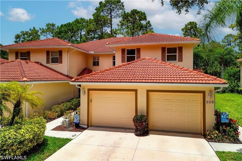 2 bedroom Condominium at 509 Robin Hood Cir 202, Sherwood, Naples — photo 5