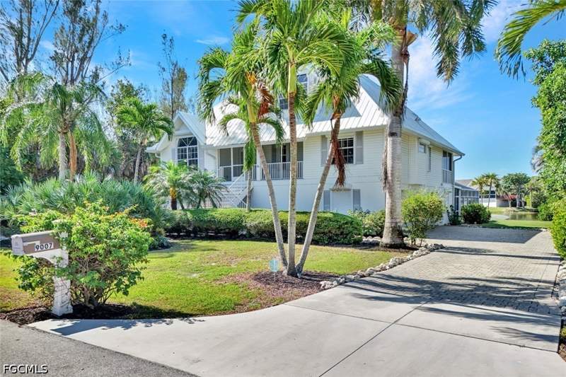 3 bedroom SingleFamilyResidence at 9007 Mockingbird Dr, Dunes At Sanibel Island, Sanibel — photo 5