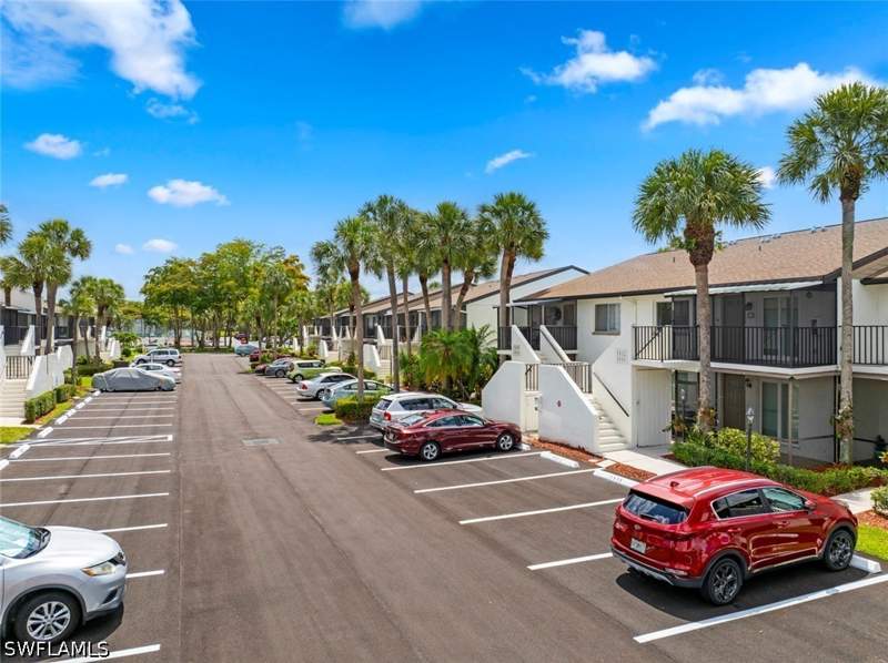 2 bedroom Condominium at 3532 Antarctic Cir 2216, Winterpark, Naples — photo 3