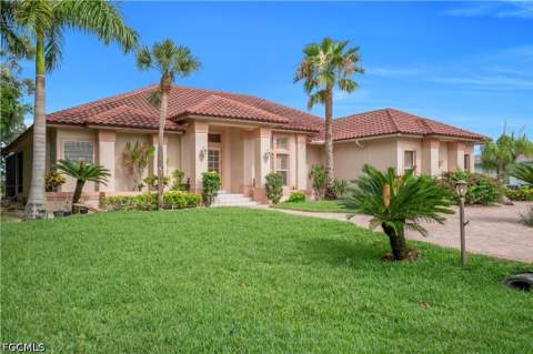 16971 Timberlakes Dr, Fort Myers FL - photo 16 of 39