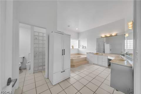 16971 Timberlakes Dr, Fort Myers FL - photo 20 of 39