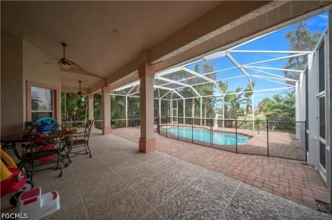 16971 Timberlakes Dr, Fort Myers FL - photo 22 of 39