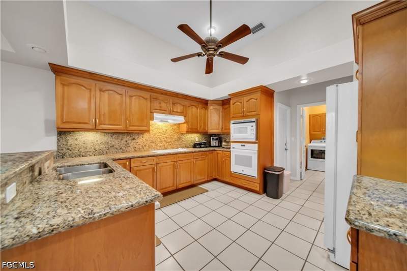 3 bedroom SingleFamilyResidence at 16971 Timberlakes Dr, The Forest, Fort Myers — photo 5