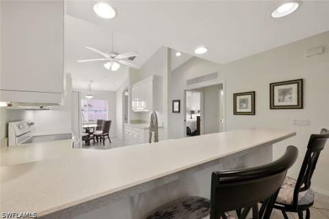 2395 Bayou Ln 7304, Naples FL - photo 10 of 28