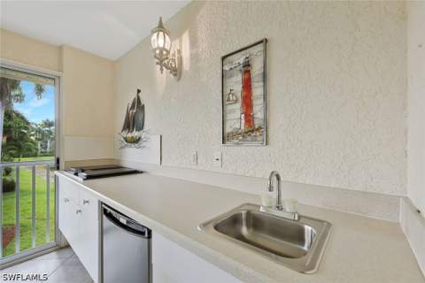 2395 Bayou Ln 7304, Naples FL - photo 24 of 28