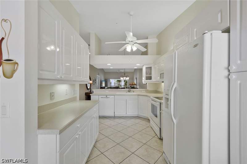 2 bedroom Condominium at 2395 Bayou Ln 7304, Amelia Lake, Naples — photo 5