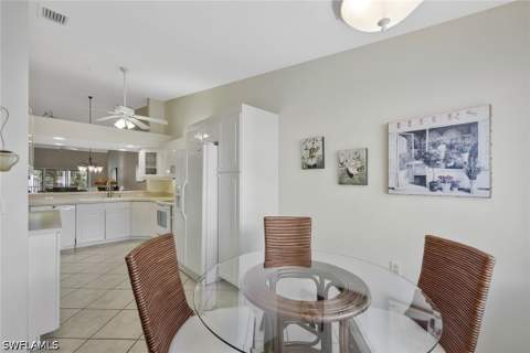 2395 Bayou Ln 7304, Naples FL - photo 7 of 28