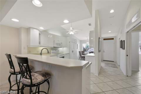 2395 Bayou Ln 7304, Naples FL - photo 9 of 28