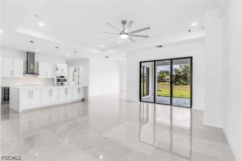 939 Mohawk Pkwy, Cape Coral FL - photo 6 of 33