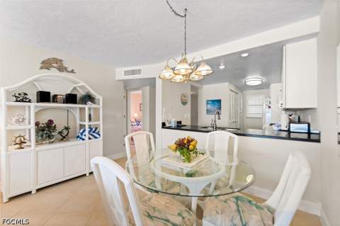 6400 Estero Blvd 301, Fort Myers Beach FL - photo 6 of 26