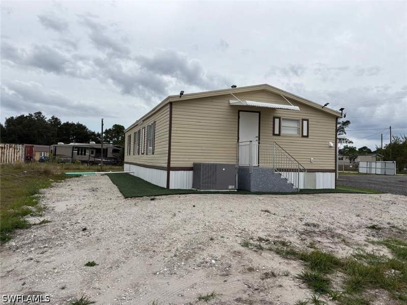 3 bedroom SingleFamilyResidence at 555 N Palomino St, Montura Ranch Estates, Clewiston — photo 4