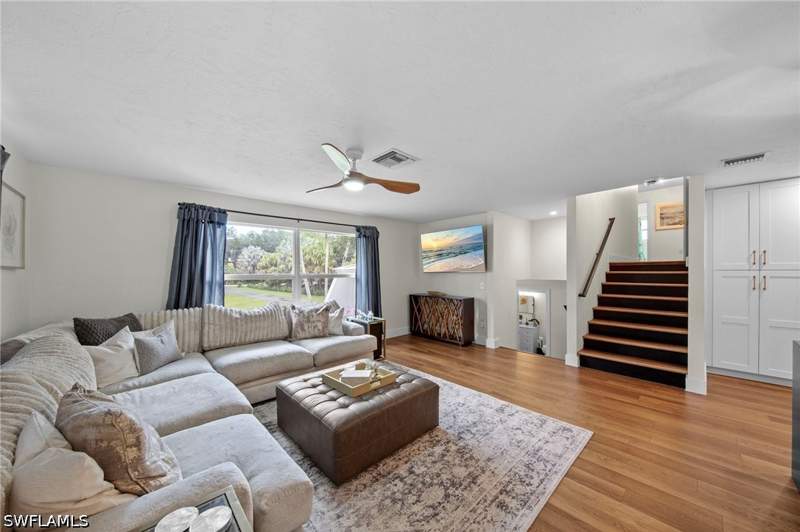 4 bedroom SingleFamilyResidence at 2720 68th St SW, Golden Gate Estates, Naples — photo 5