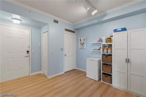 12920 Positano Cir 306, Naples FL - photo 10 of 38