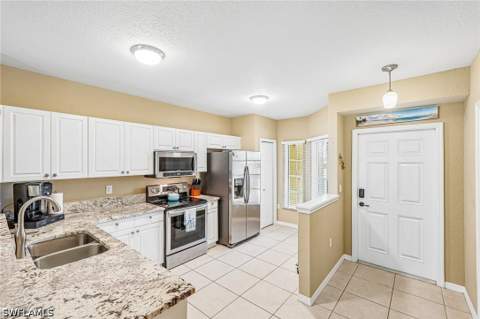 9185 Celeste Dr 1-103, Naples FL - photo 10 of 41