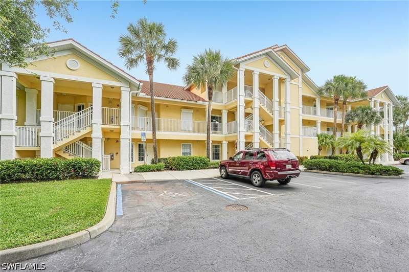 2 bedroom Condominium at 9185 Celeste Dr 1-103, Coral Falls Resort, Naples — photo 3