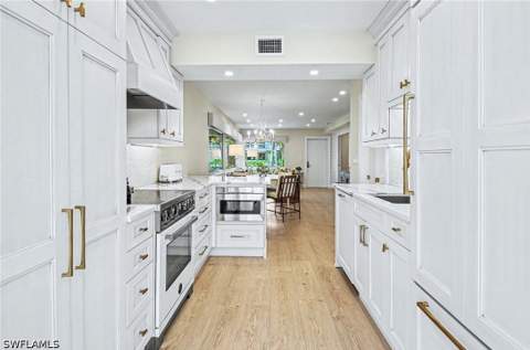 1851 Gulf Shore Blvd N 4, Naples FL - photo 12 of 40