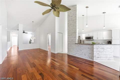 275 Cays Dr 2208, Naples FL - photo 20 of 48