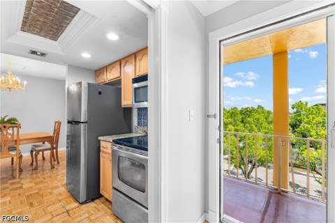 2366 E Mall Dr 516, Fort Myers FL - photo 12 of 20