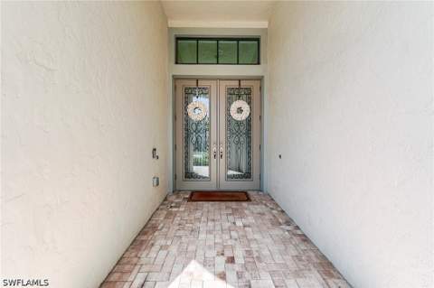 9327 Woodhurst Dr, Naples FL - photo 11 of 48