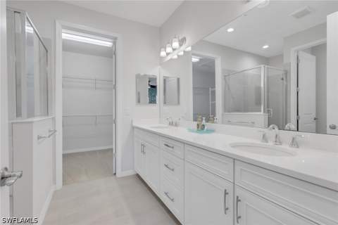 2665 Seychelles Cir 1907, Naples FL - photo 15 of 33