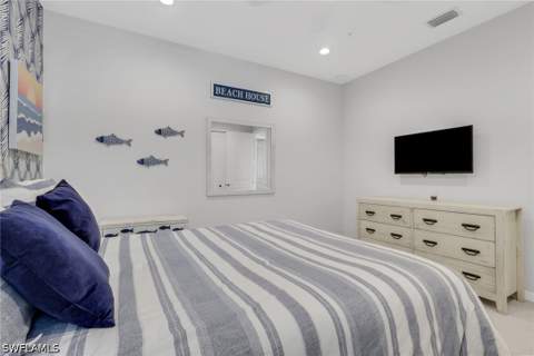 2665 Seychelles Cir 1907, Naples FL - photo 20 of 33