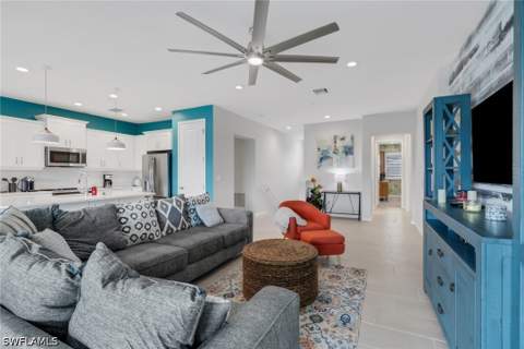 2665 Seychelles Cir 1907, Naples FL - photo 9 of 33