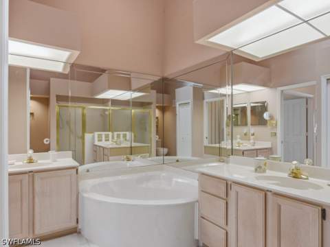 2847 Aintree Ln A204, Naples FL - photo 13 of 23