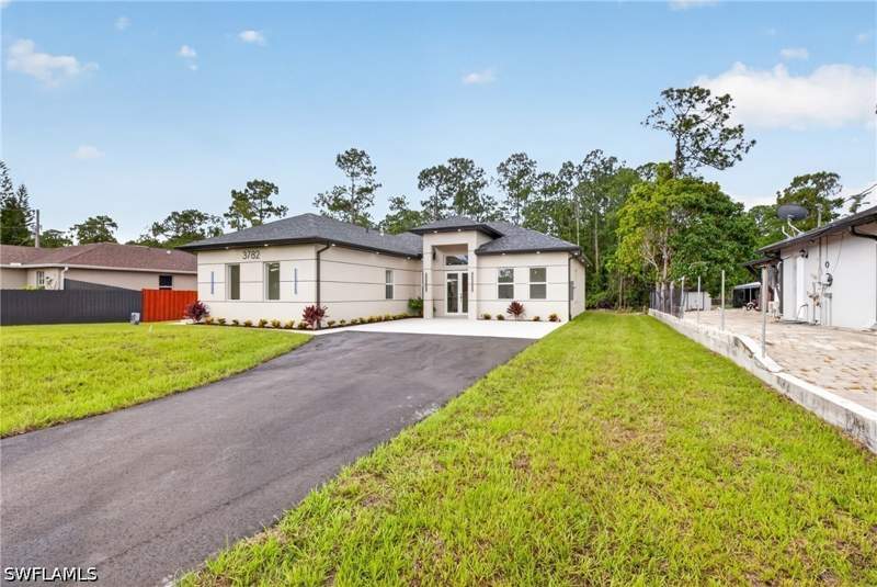 4 bedroom SingleFamilyResidence at 3782 47th Ave NE, Golden Gate Estates, Naples — photo 2