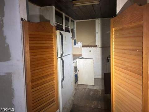 333 Bellair Rd, Fort Myers FL - photo 6 of 8