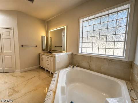 1118 SE 16th Ter, Cape Coral FL - photo 19 of 49