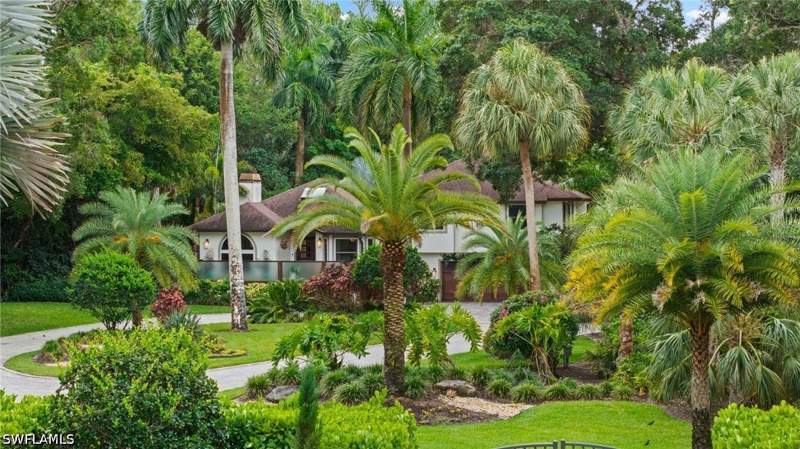 4 bedroom SingleFamilyResidence at 5070 Tamarind Ridge Dr, Logan Woods, Naples — photo 2