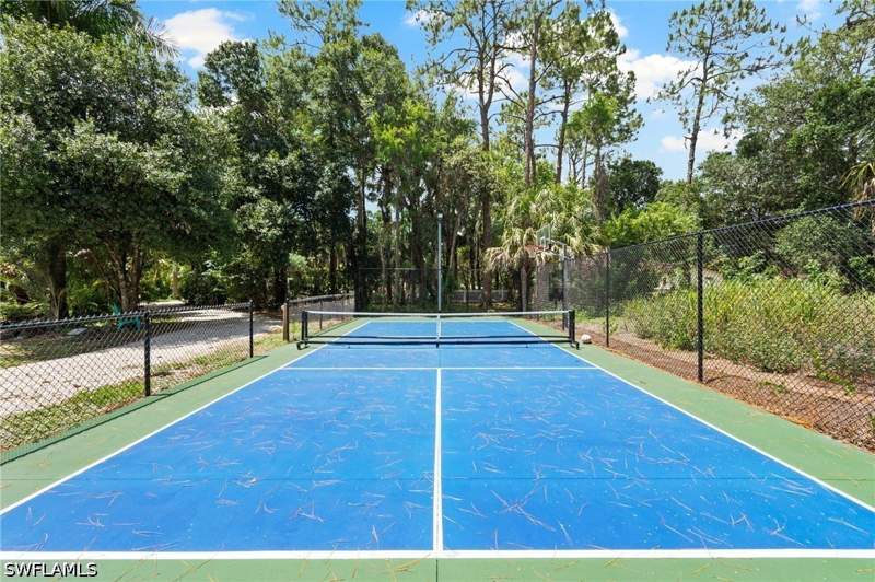 4 bedroom SingleFamilyResidence at 5070 Tamarind Ridge Dr, Logan Woods, Naples — photo 4