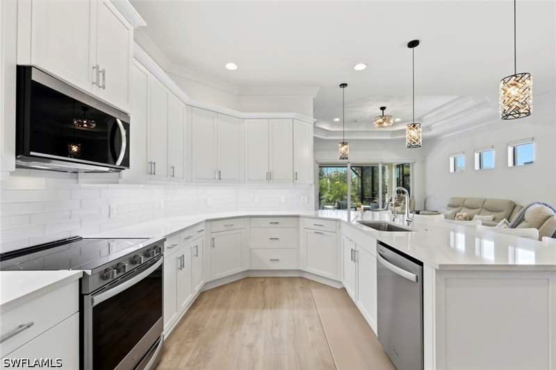 2 bedroom Attached at 8849 Yucatan Ct, Isles Of Collier Preserve, Naples — photo 4