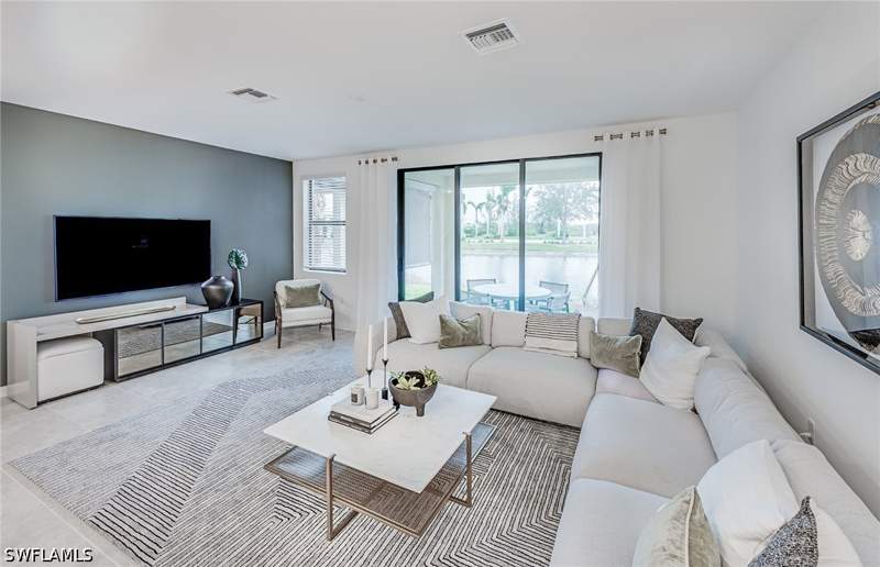 3 bedroom Townhouse at 1414 Weeping Willow Ct, Sawgrass At Coral Lakes, Cape Coral — photo 4