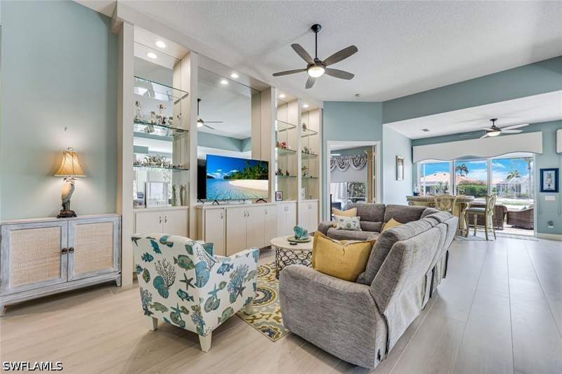 3 bedroom SingleFamilyResidence at 3204 Benicia Ct, Village Walk, Naples — photo 4