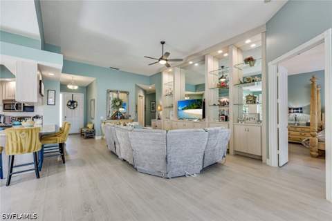 3204 Benicia Ct, Naples FL - photo 6 of 39