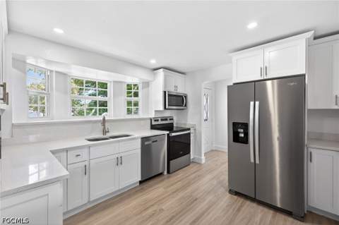 713 Durion Ct, Sanibel FL - photo 8 of 32