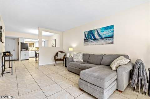 12501 McGregor Blvd 11, Fort Myers FL - photo 11 of 34