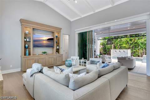 160 Broad Ave S, Naples FL - photo 14 of 46