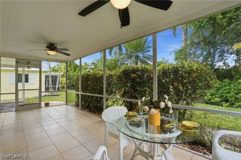 22 Kings Rd A19, Naples FL - photo 18 of 24