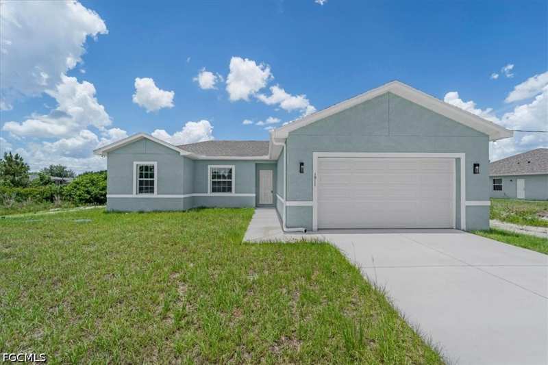 4 bedroom SingleFamilyResidence at 1911 Richmond Ave N, Lehigh Acres, Lehigh Acres — photo 1