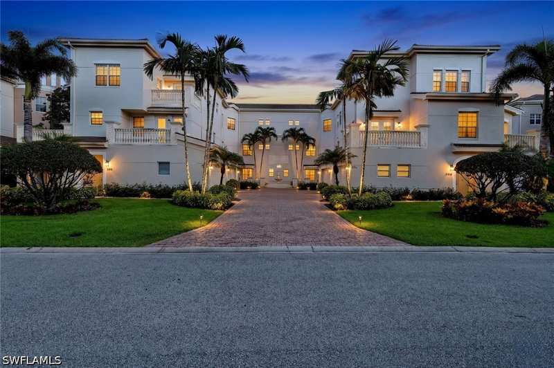 3 bedroom Condominium at 588 Avellino Isles Cir 20101, Avellino Isles, Naples — photo 1
