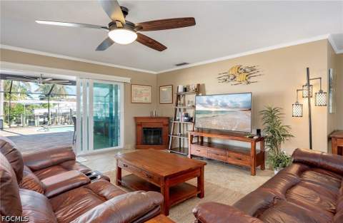 171 SW 51st Ter, Cape Coral FL - photo 13 of 38
