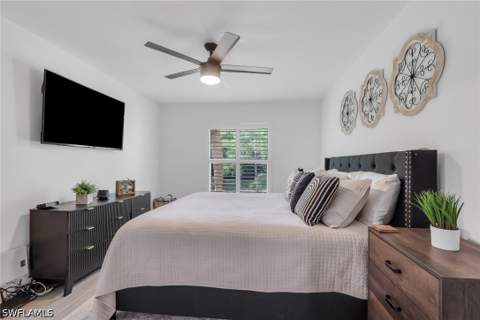241 Robin Hood Cir 202, Naples FL - photo 13 of 38